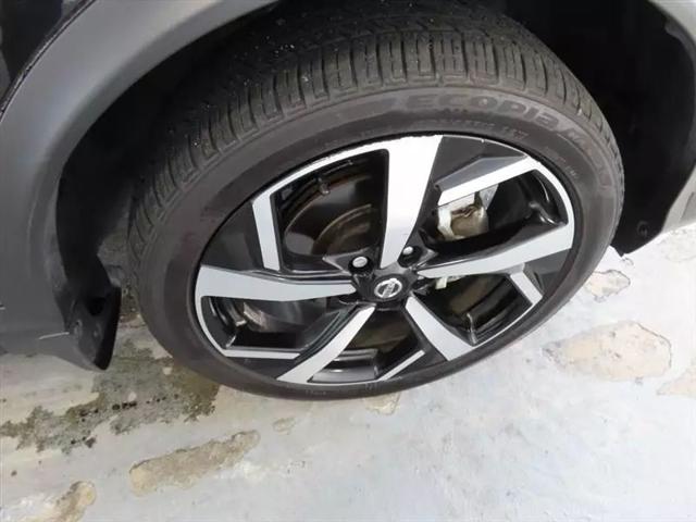 2022 Nissan Rogue Sport SL AWD Xtronic CVT