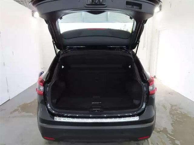 2022 Nissan Rogue Sport SL AWD Xtronic CVT