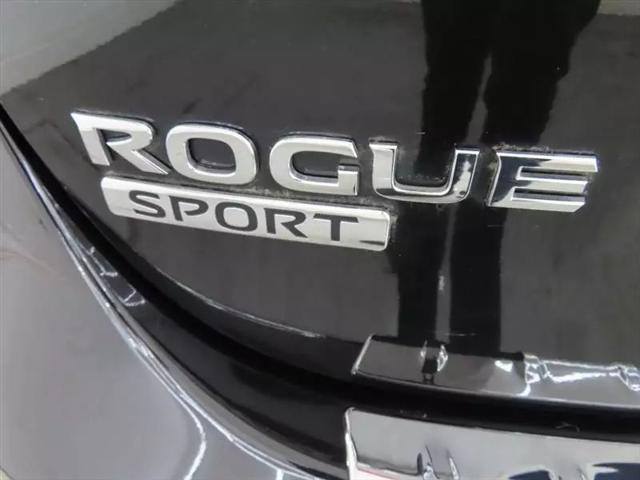 2022 Nissan Rogue Sport SL AWD Xtronic CVT