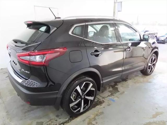2022 Nissan Rogue Sport SL AWD Xtronic CVT