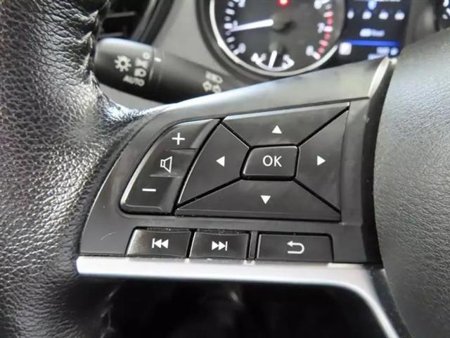 2022 Nissan Rogue Sport SL AWD Xtronic CVT