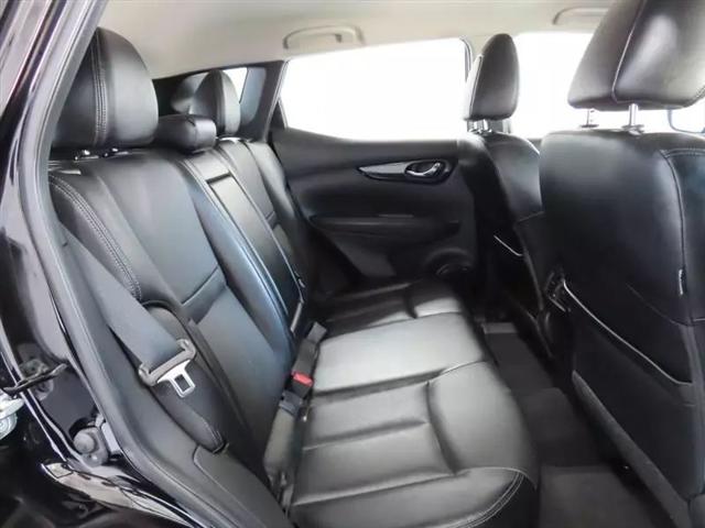 2022 Nissan Rogue Sport SL AWD Xtronic CVT
