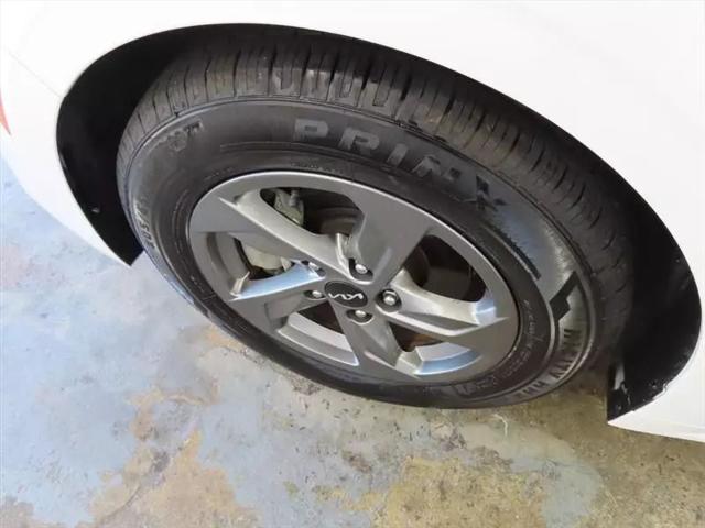 2022 Kia K5 LXS