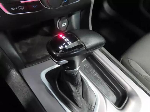 2022 Dodge Charger SXT RWD