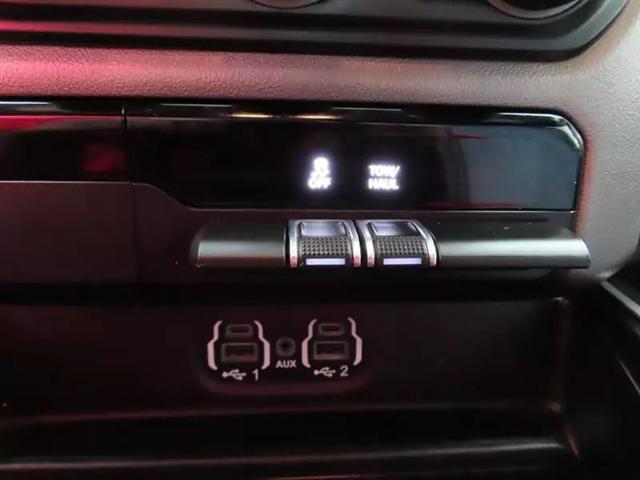 2021 Ram 1500 Big Horn Quad Cab 4x4 6'4" Box