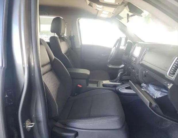 2024 Nissan Frontier Crew Cab Long Bed SV 4x2
