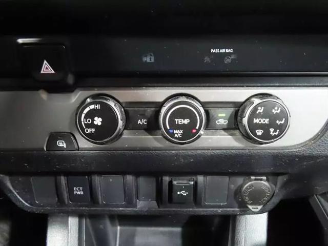 2020 Toyota Tacoma SR