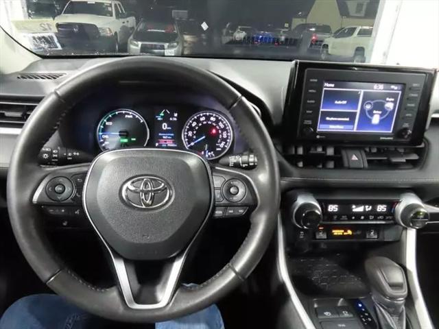 2021 Toyota RAV4 Hybrid XLE