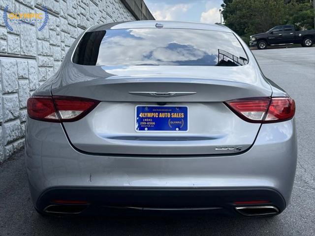 2016 Chrysler 200 S