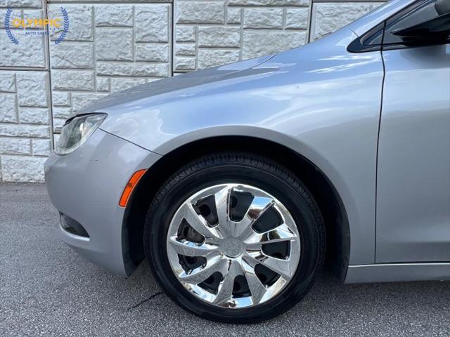 2016 Chrysler 200 S