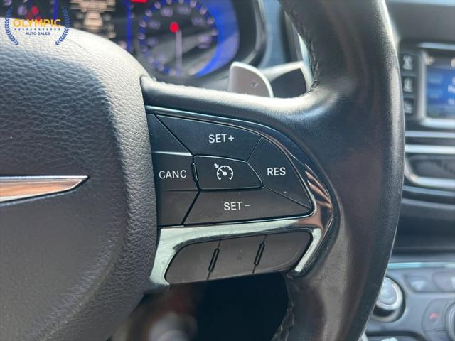2016 Chrysler 200 S