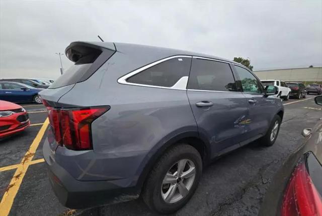 2023 Kia Sorento LX