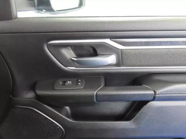 2020 Ram 1500 Big Horn Crew Cab 4x4 5'7" Box