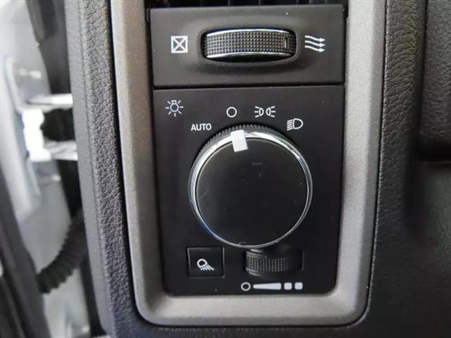 2022 Ram 1500 Classic Tradesman Regular Cab 4x2 8' Box
