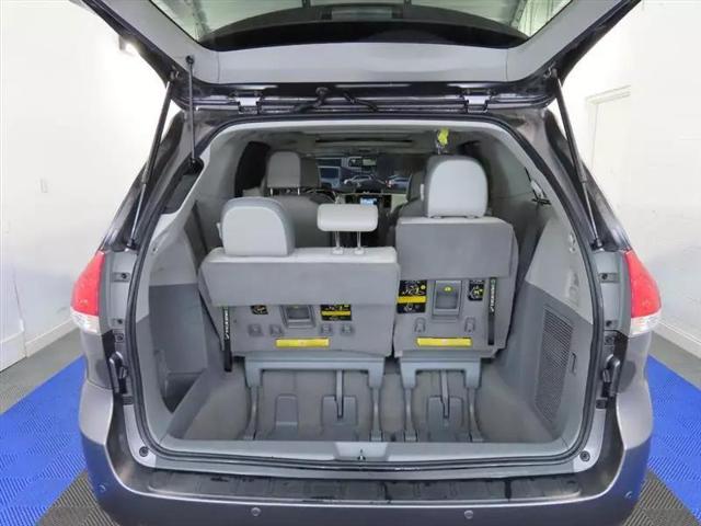 2011 Toyota Sienna Limited