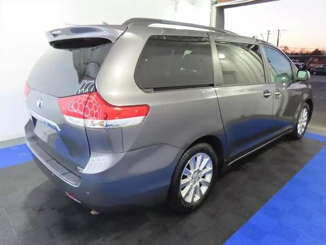 2011 Toyota Sienna Limited