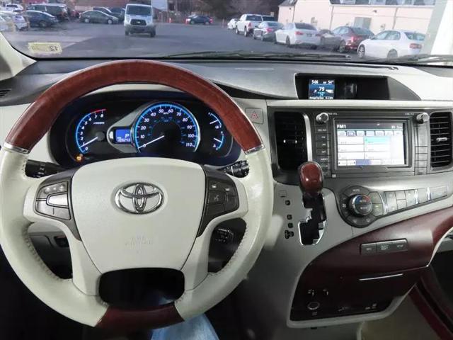 2011 Toyota Sienna Limited