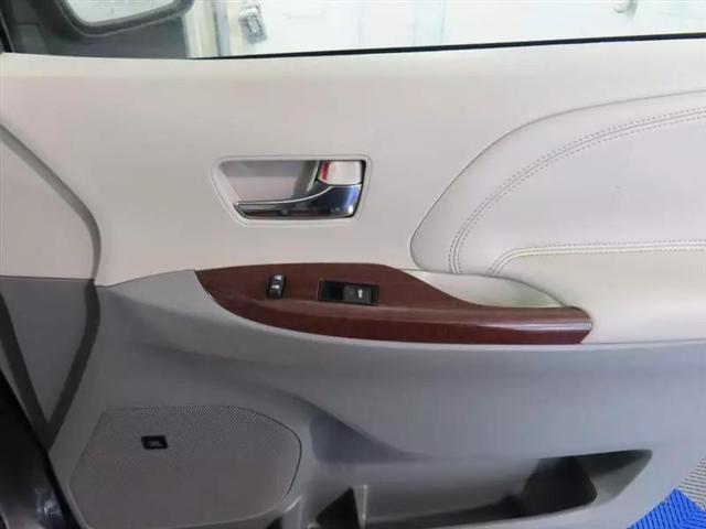 2011 Toyota Sienna Limited