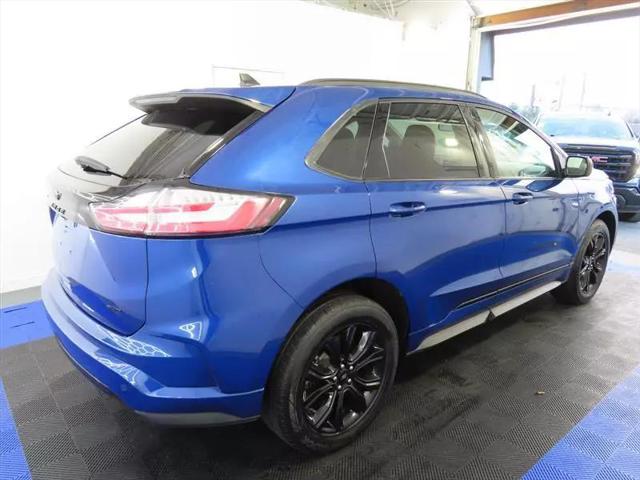 2022 Ford Edge SE