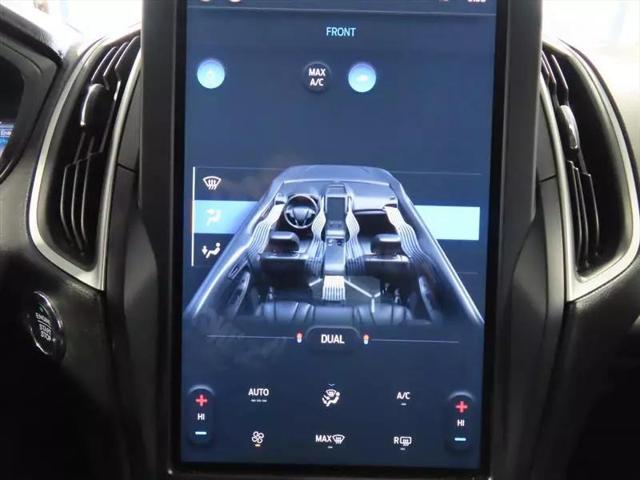 2022 Ford Edge SE