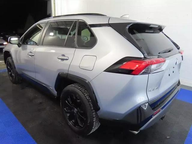 2022 Toyota RAV4 Hybrid SE