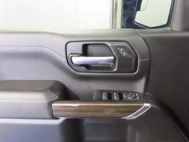 2020 Chevrolet Silverado 1500 4WD Crew Cab Short Bed LT