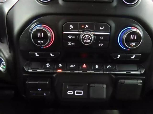2020 Chevrolet Silverado 1500 4WD Crew Cab Short Bed LT