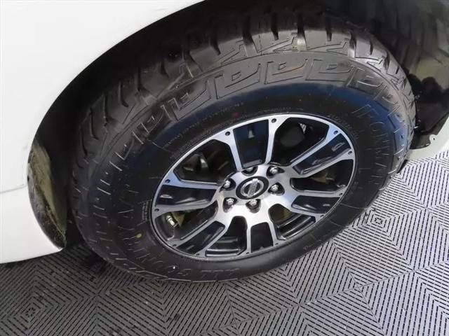 2022 Nissan Titan Crew Cab SV 4x2