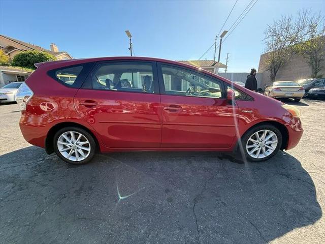 2012 Toyota Prius v Five