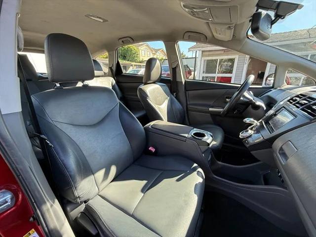 2012 Toyota Prius v Five