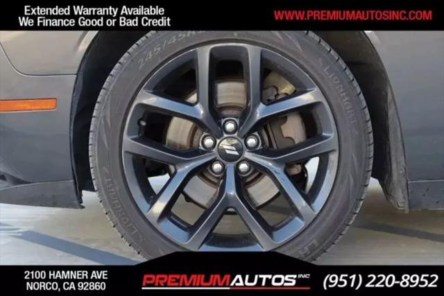 2019 Dodge Challenger SXT