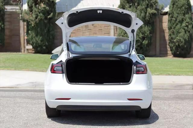 2021 Tesla Model 3 Standard Range Plus Rear-Wheel Drive