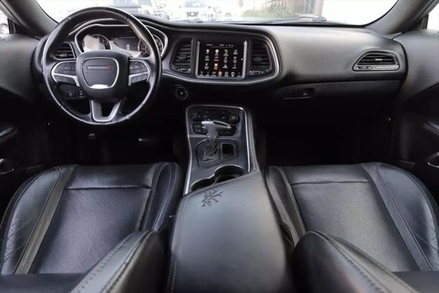 2016 Dodge Challenger R/T Plus