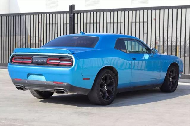 2016 Dodge Challenger R/T Plus