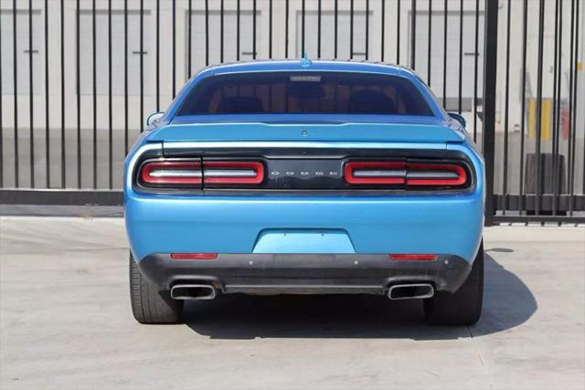 2016 Dodge Challenger R/T Plus