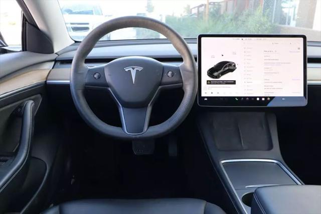 2021 Tesla Model 3 Standard Range Plus Rear-Wheel Drive