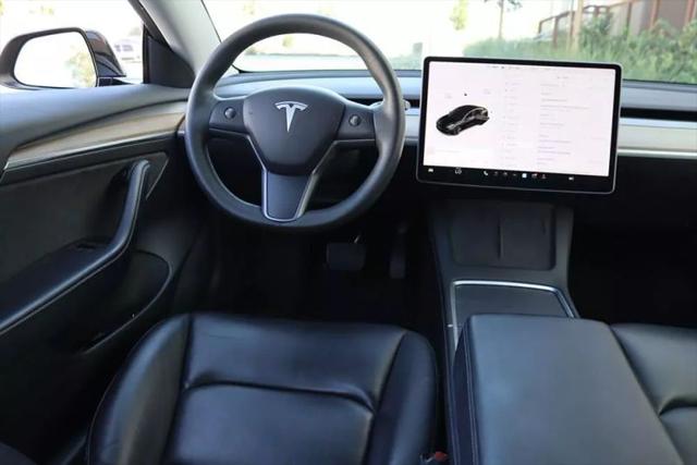 2021 Tesla Model 3 Standard Range Plus Rear-Wheel Drive