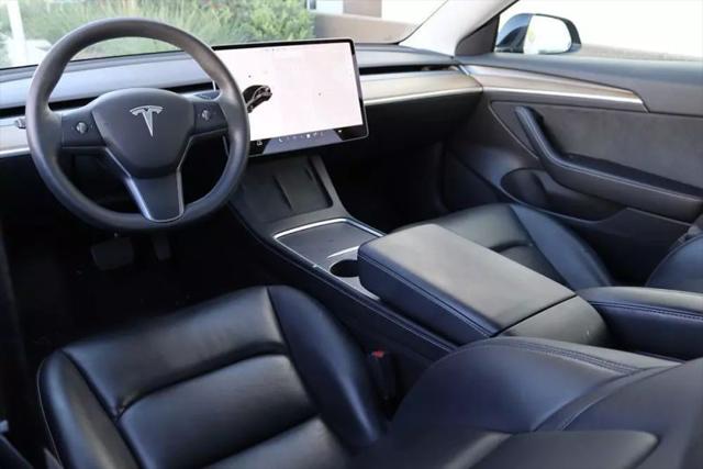 2021 Tesla Model 3 Standard Range Plus Rear-Wheel Drive