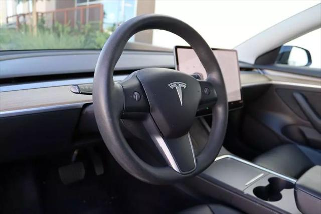 2021 Tesla Model 3 Standard Range Plus Rear-Wheel Drive