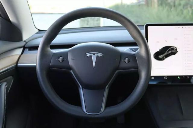 2021 Tesla Model 3 Standard Range Plus Rear-Wheel Drive