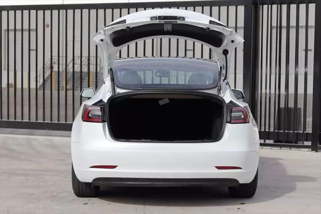 2021 Tesla Model 3 Standard Range Plus Rear-Wheel Drive
