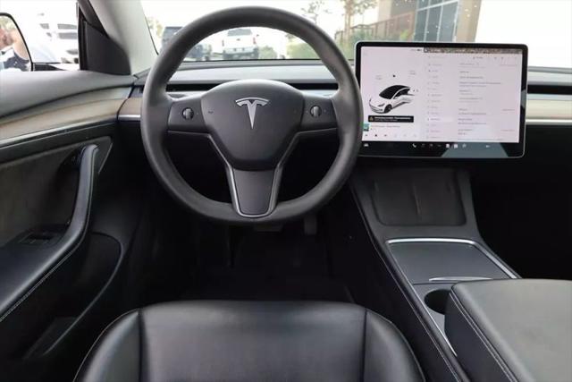 2021 Tesla Model 3 Standard Range Plus Rear-Wheel Drive