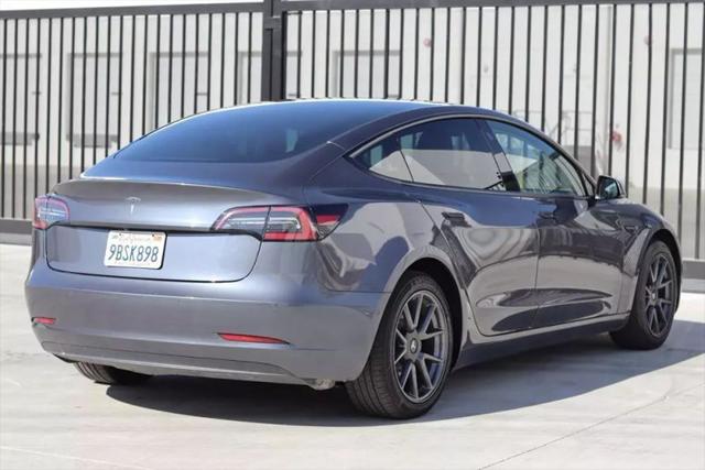 2021 Tesla Model 3 Standard Range Plus Rear-Wheel Drive