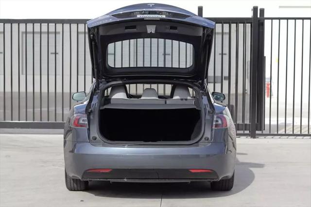 2016 Tesla Model S 85