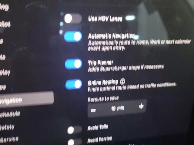 2022 Tesla Model 3 Rear-Wheel Drive
