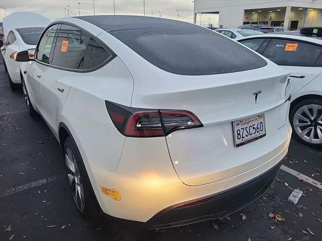 2022 Tesla Model Y Long Range Dual Motor All-Wheel Drive