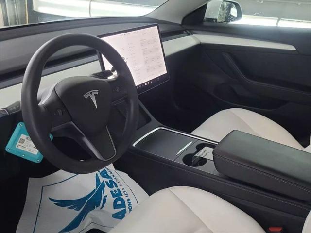 2021 Tesla Model 3 Standard Range Plus Rear-Wheel Drive