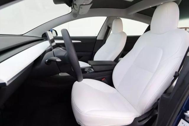 2022 Tesla Model 3 Rear-Wheel Drive
