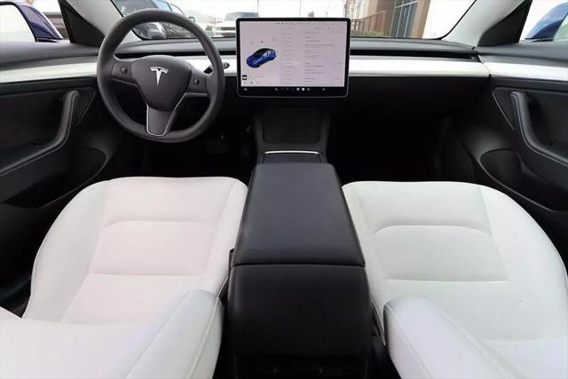 2022 Tesla Model 3 Rear-Wheel Drive