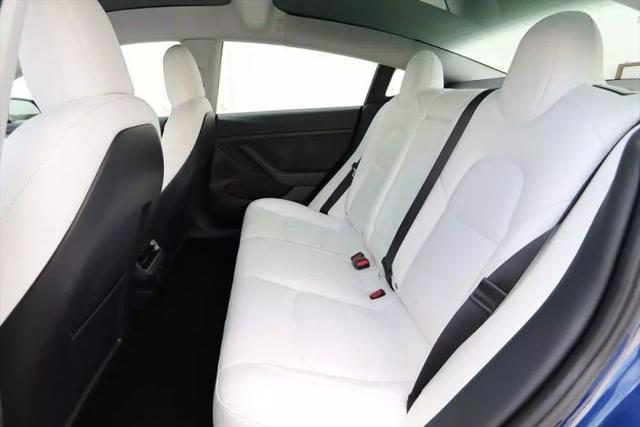 2022 Tesla Model 3 Rear-Wheel Drive